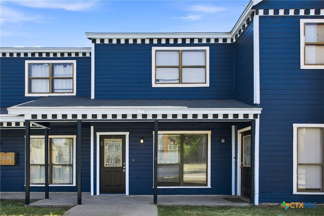 3410 Victoria Circle – photo 2
