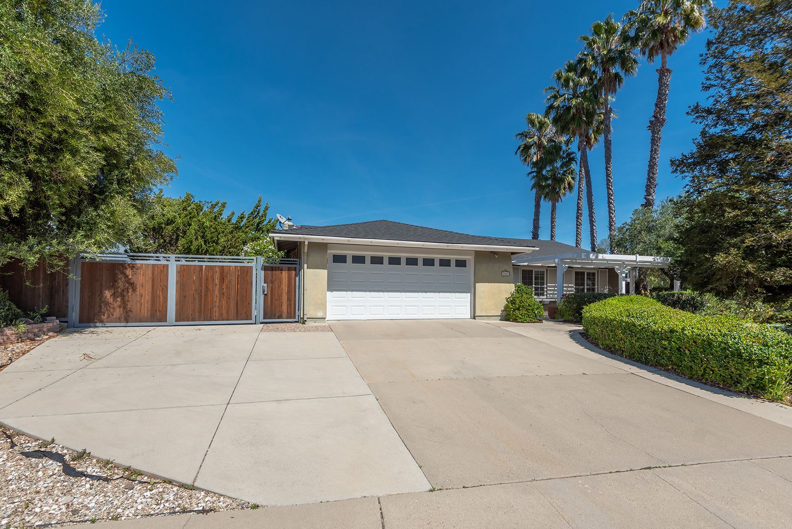 4 Bed – photo 1