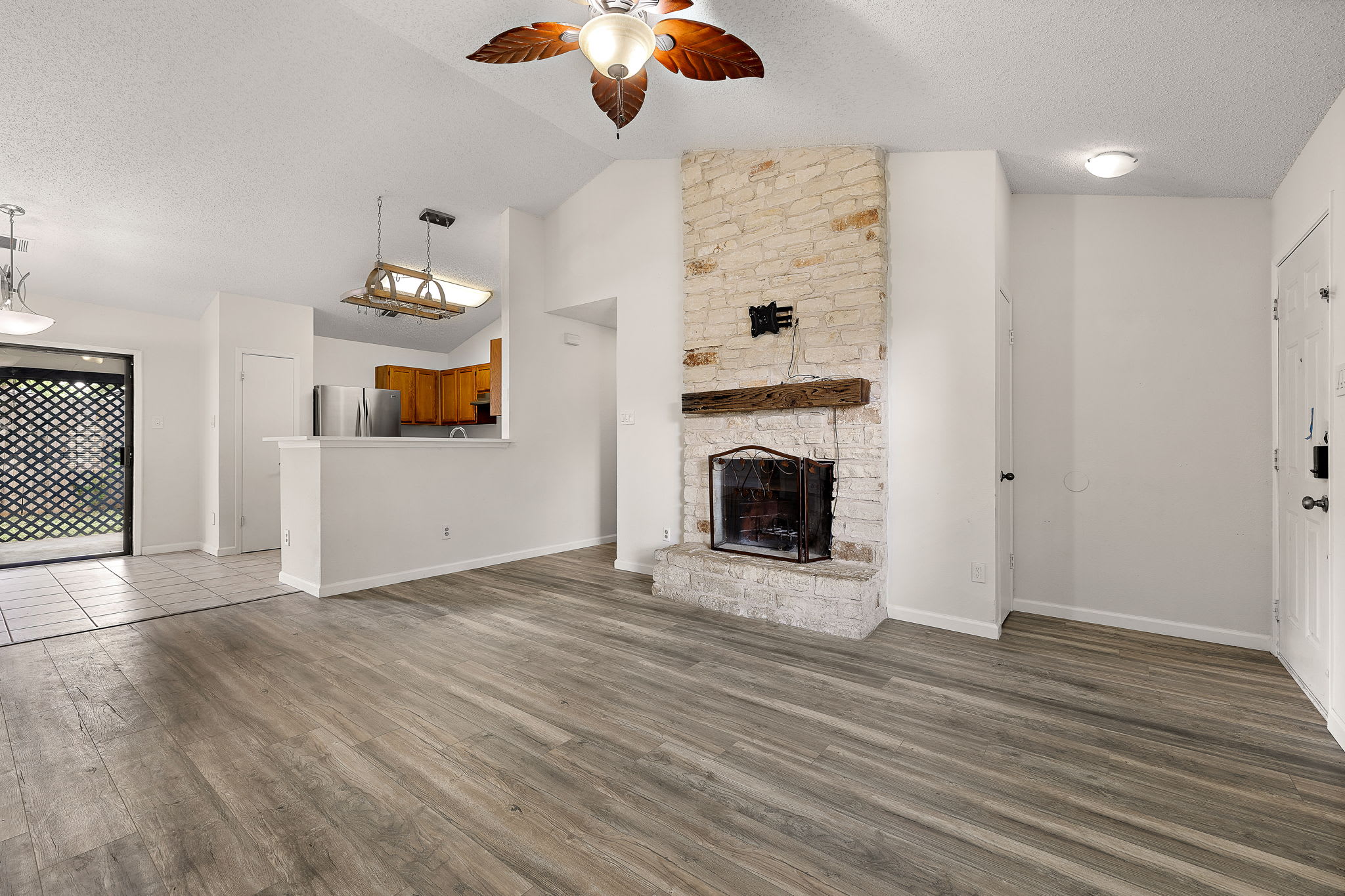 1705 Laurel Path – photo 3