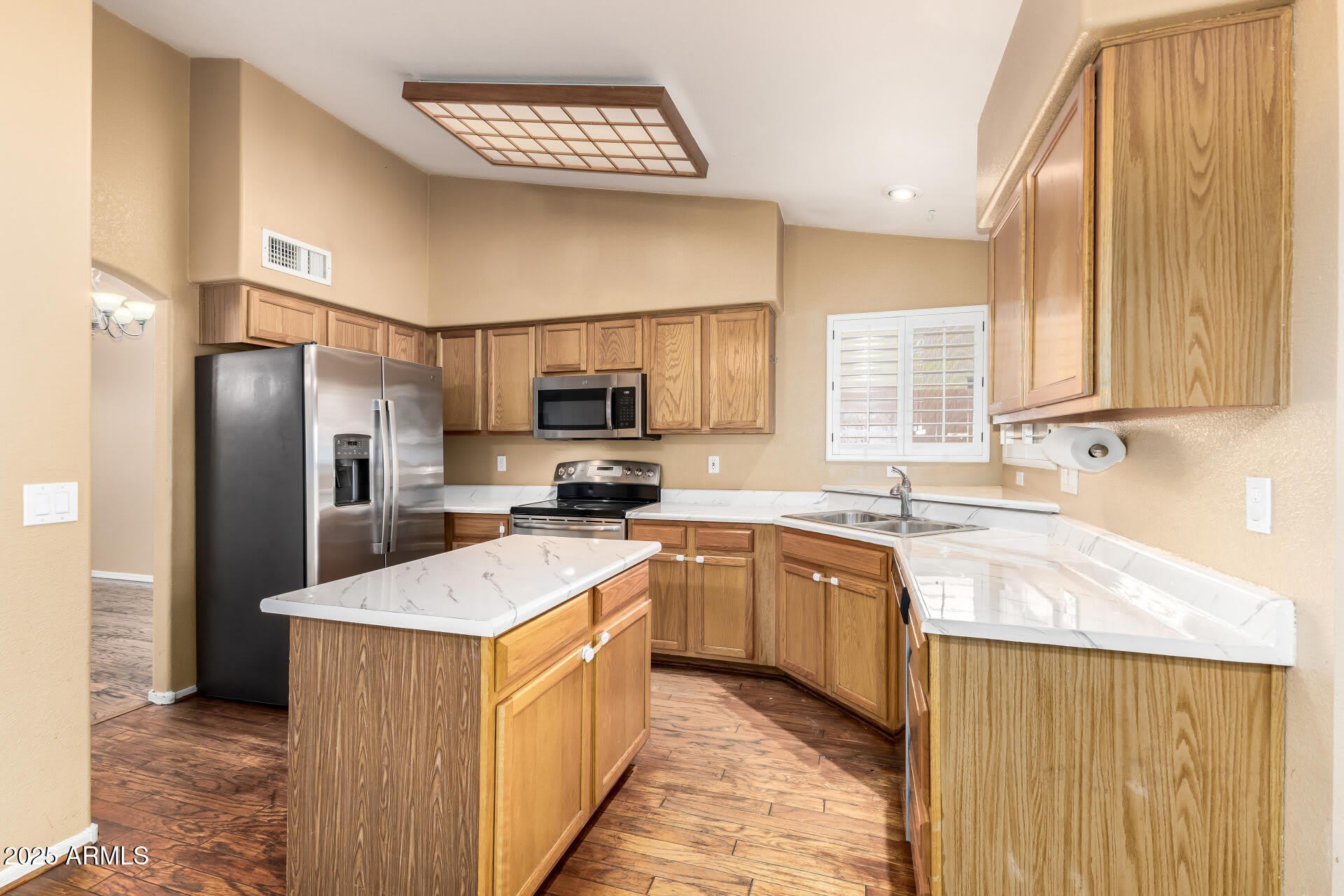 15221 N 87th Drive – photo 5