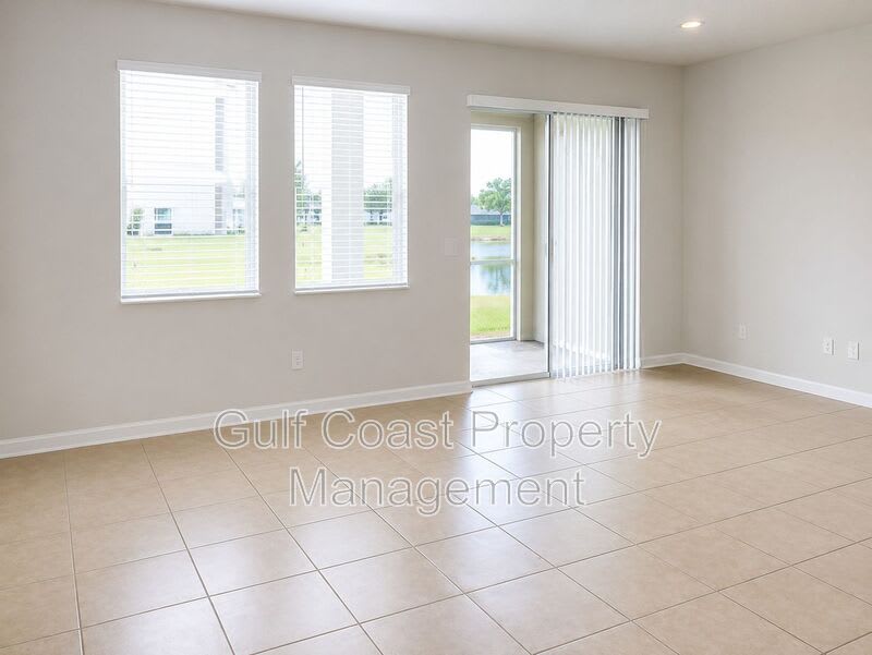 11562 84th St Circle E – photo 2
