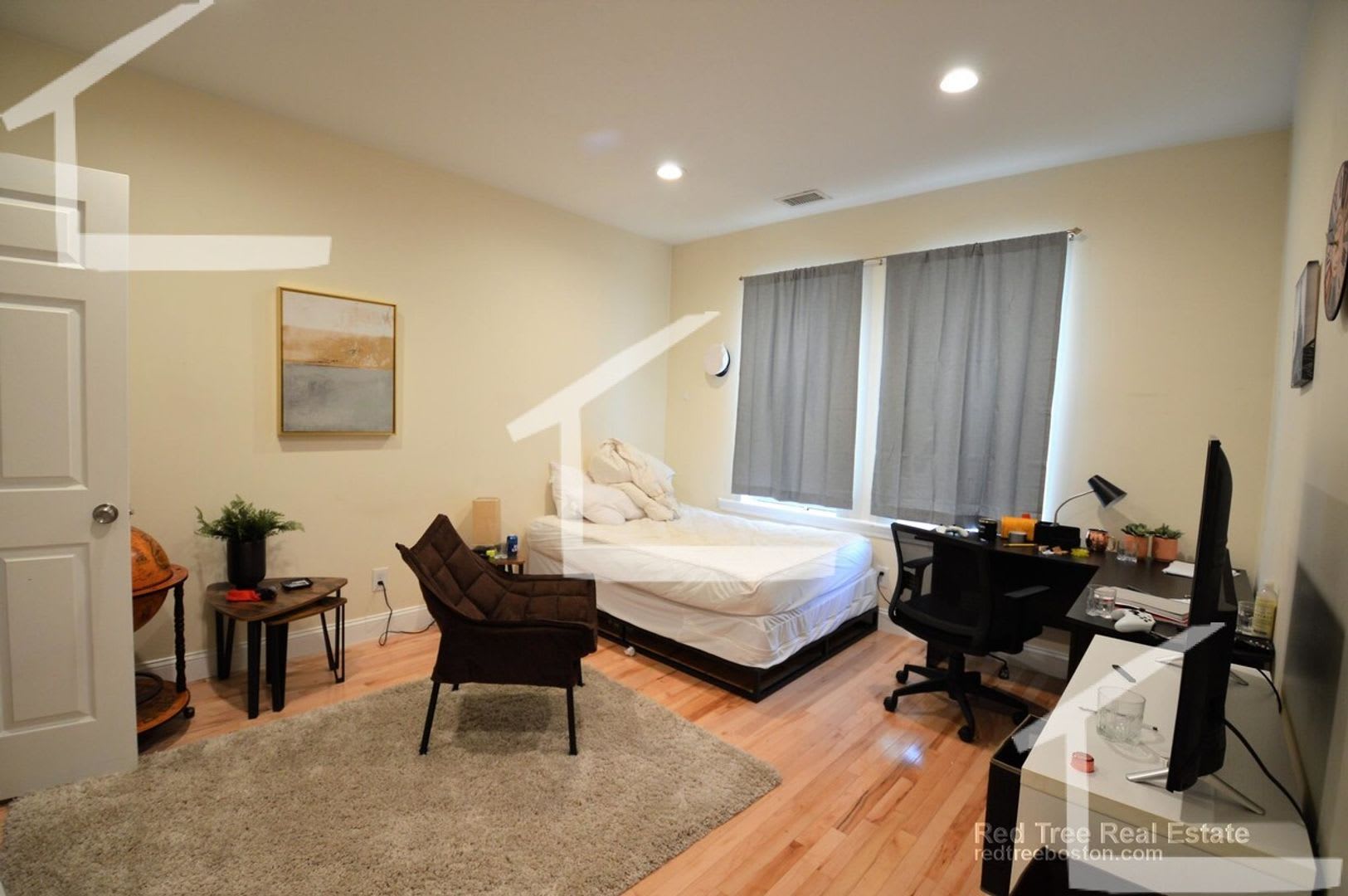 100 Pleasant St 2B Brookline Ma 02446 – photo 3