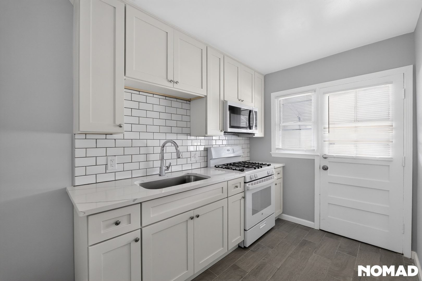 Charming 3Br Townhome In Middle River – photo 5