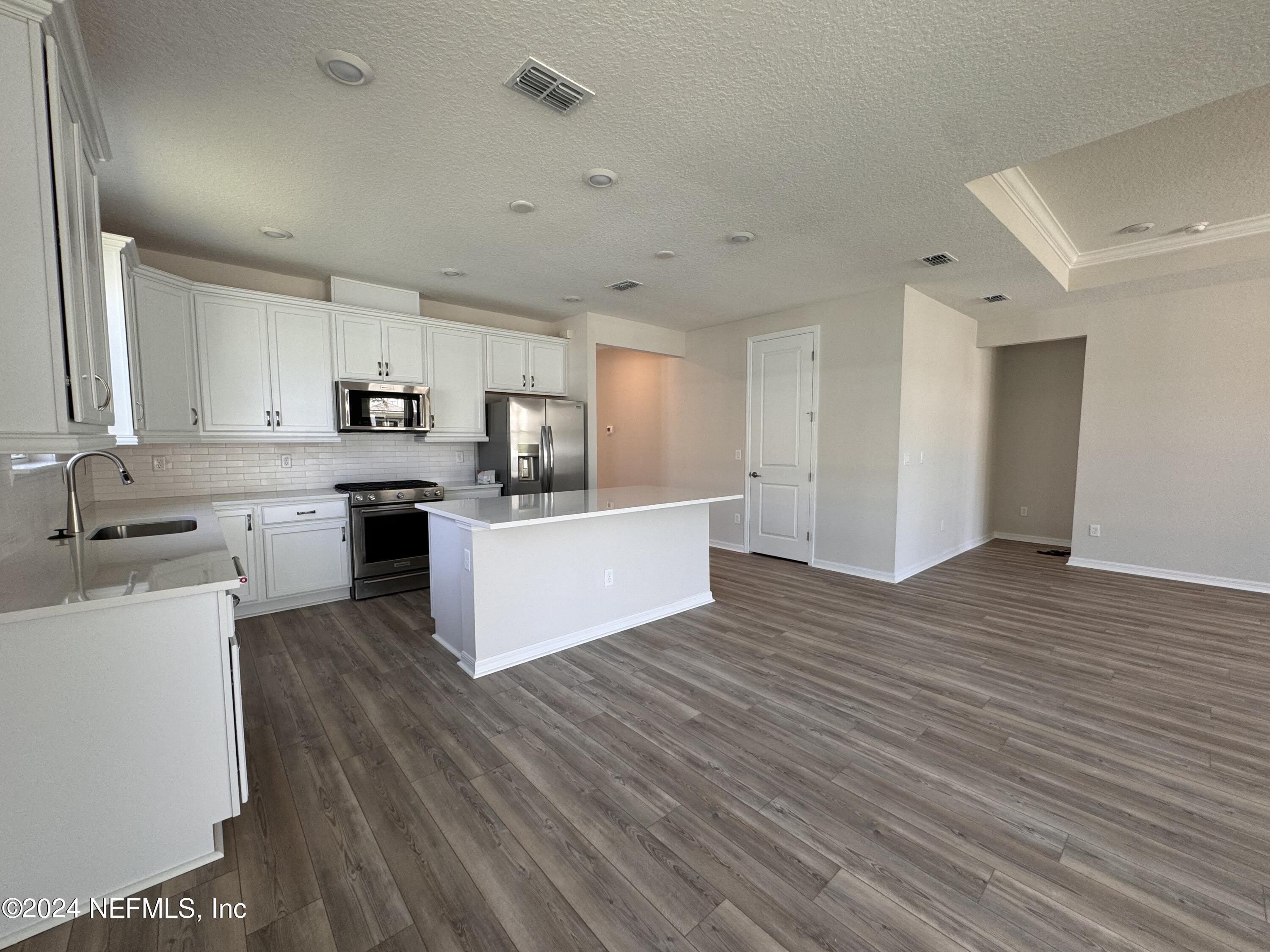 938 ROOSTER HOLLOW Way – photo 5
