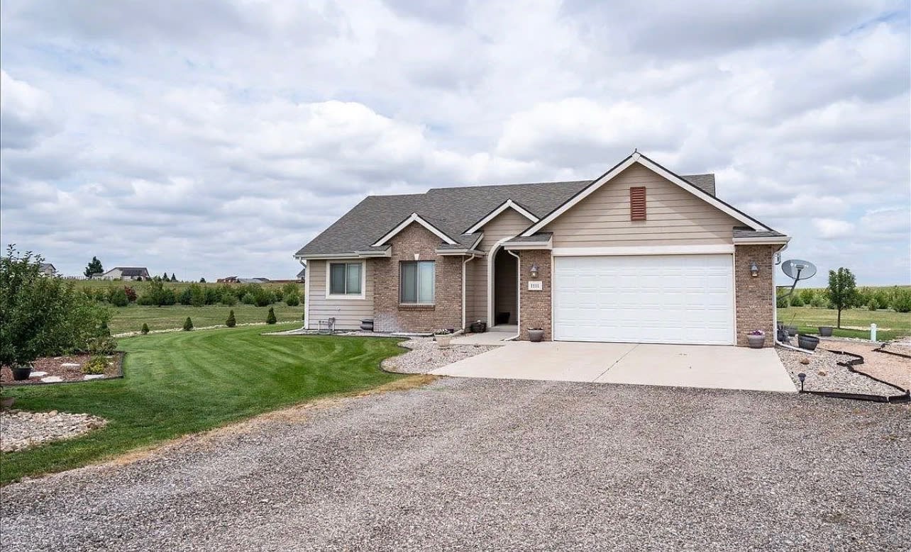 1111 Verlan Way – photo 1