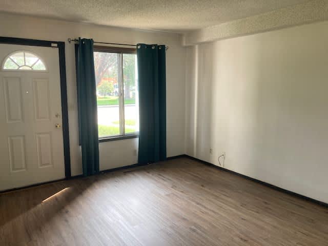 2712 W 5th – photo 2