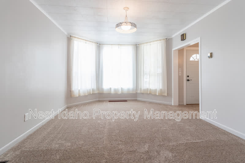 1719 North 9th Street – photo 4
