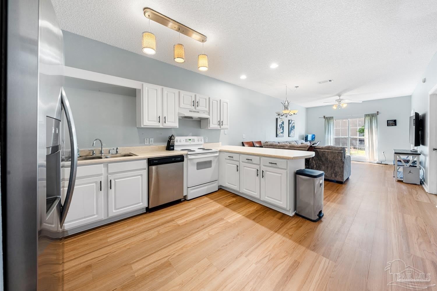 7101 Joy St – photo 3