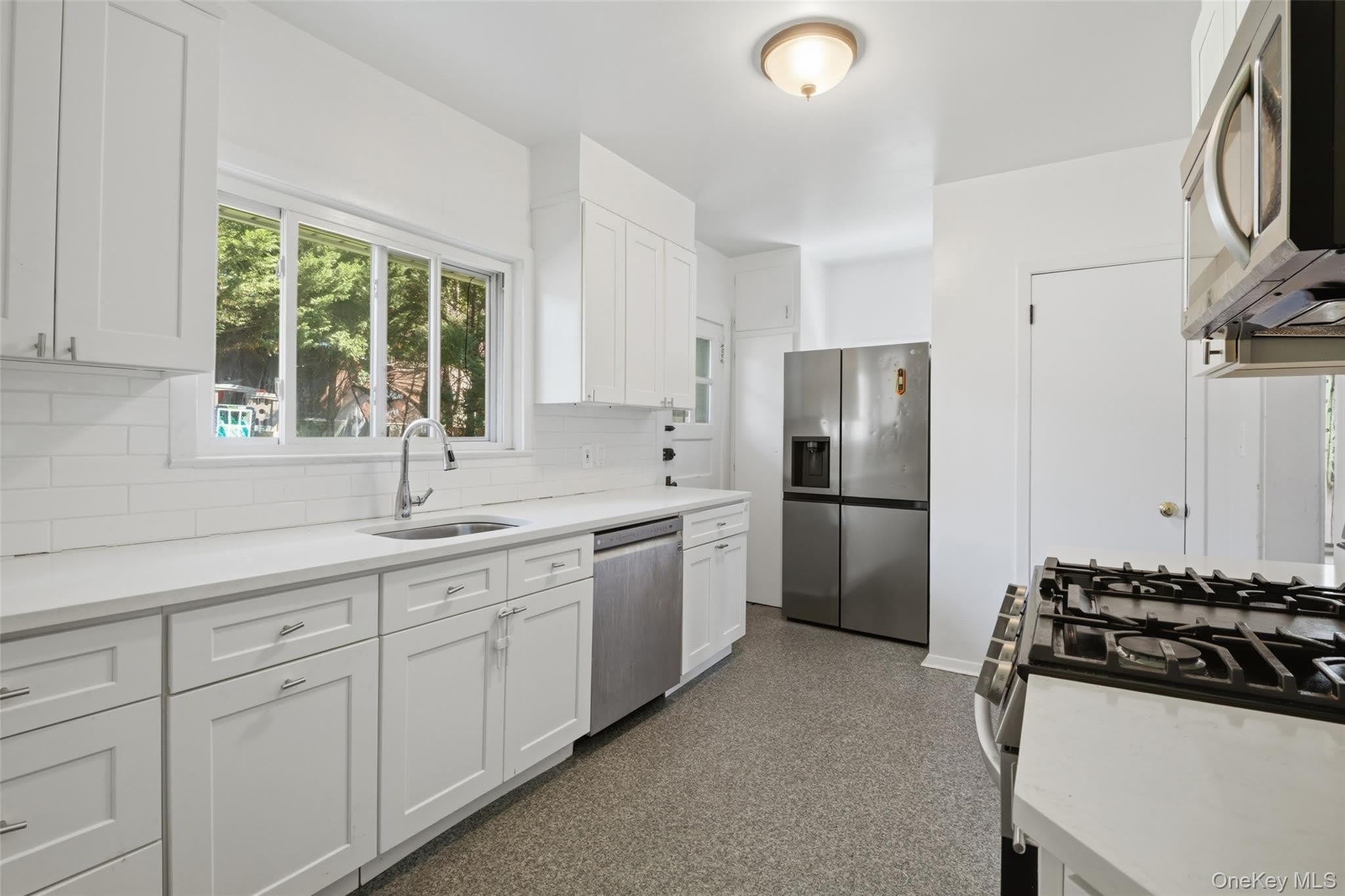 222 Carol Avenue – photo 2