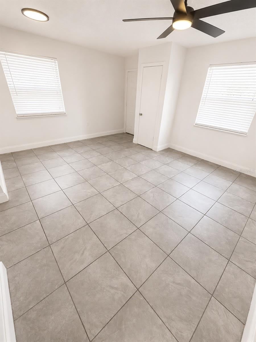 1185 1185 Bentley Road – photo 4