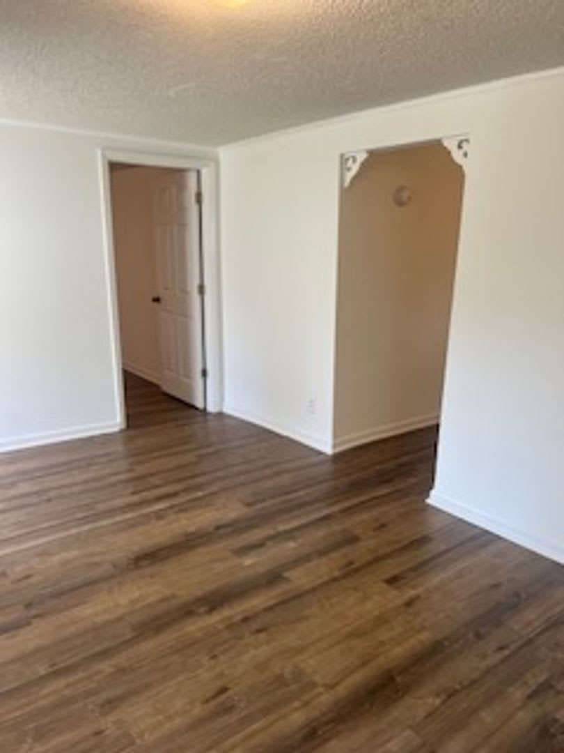 Charming Two Bedroom Home In Historic Morehead City Walking District With Dining Area And Living Room – photo 3