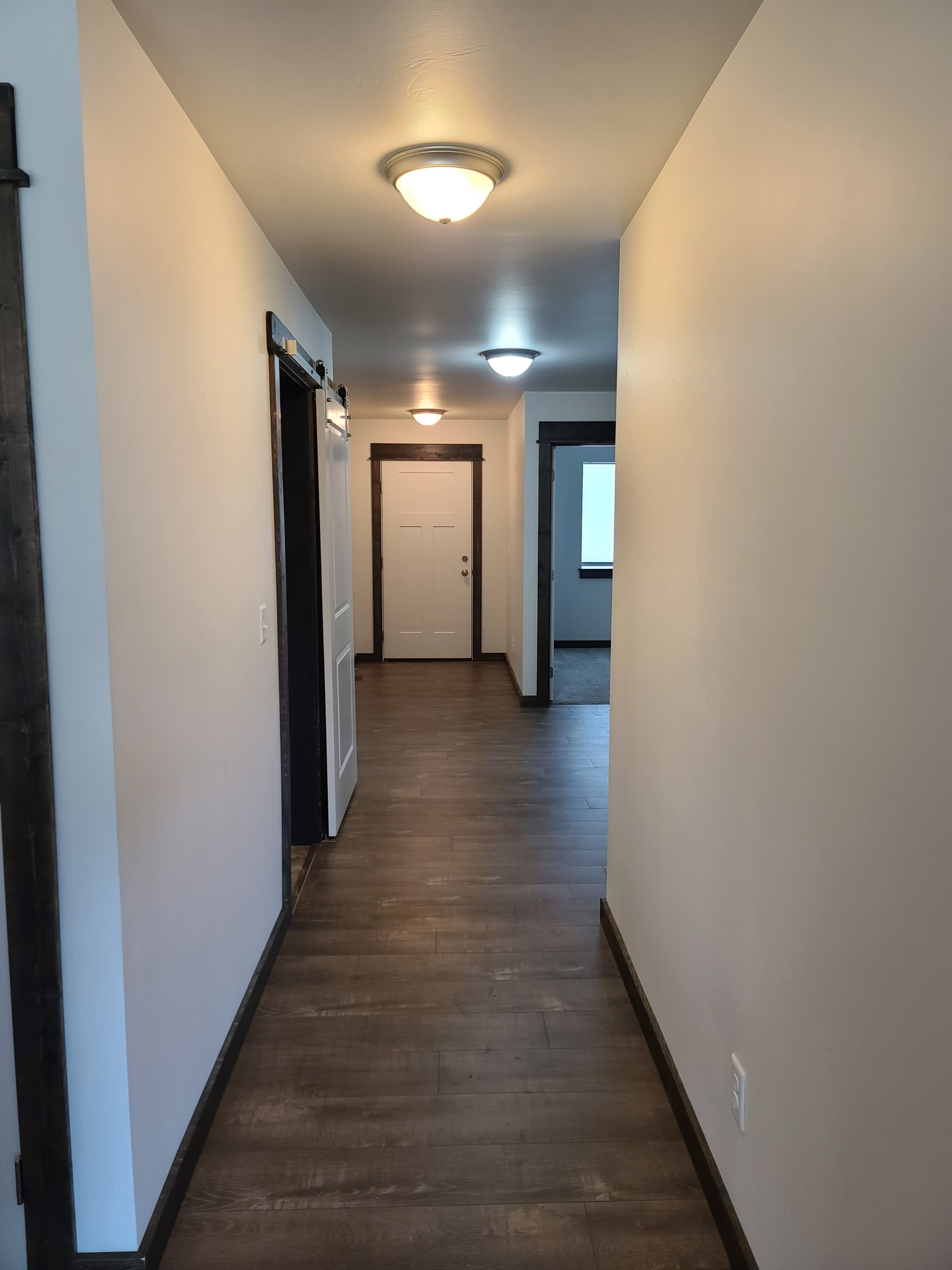 301 Boone Dr – photo 3