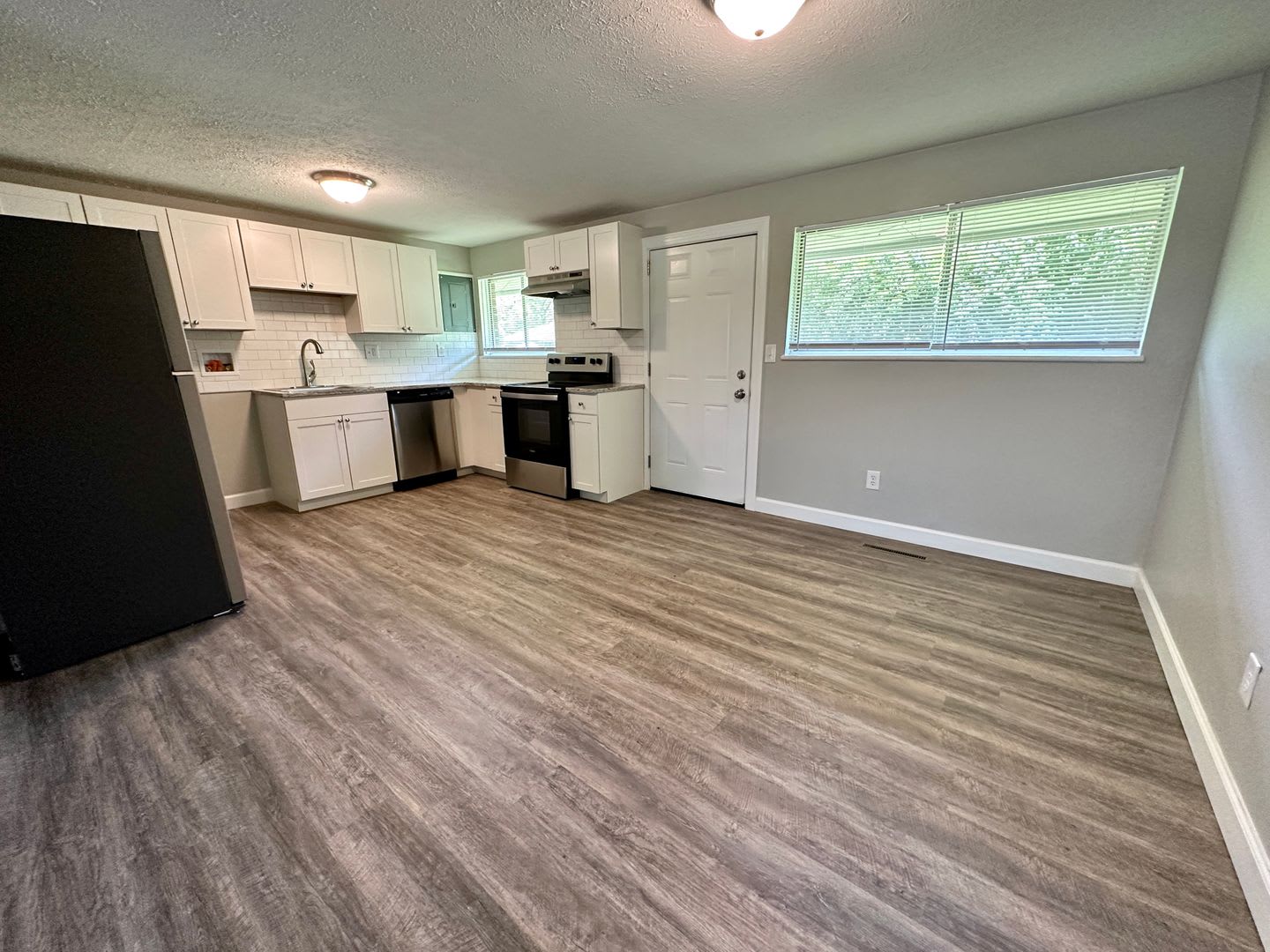 4408 Lesher, Kettering – photo 5