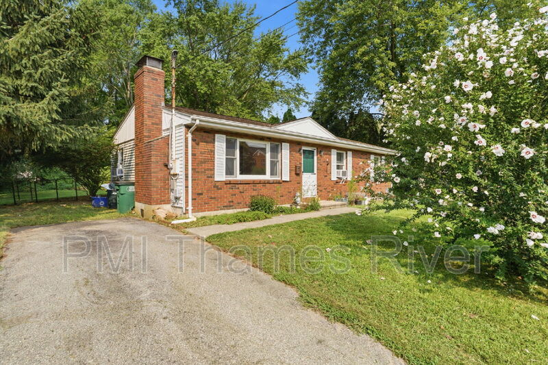 33 Lodus Ct – photo 2