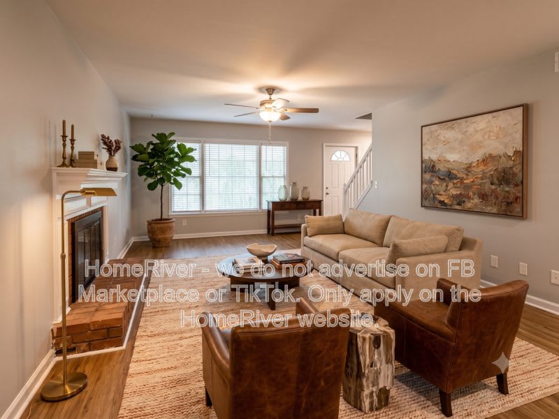 608 Silver Trace Ct – photo 2