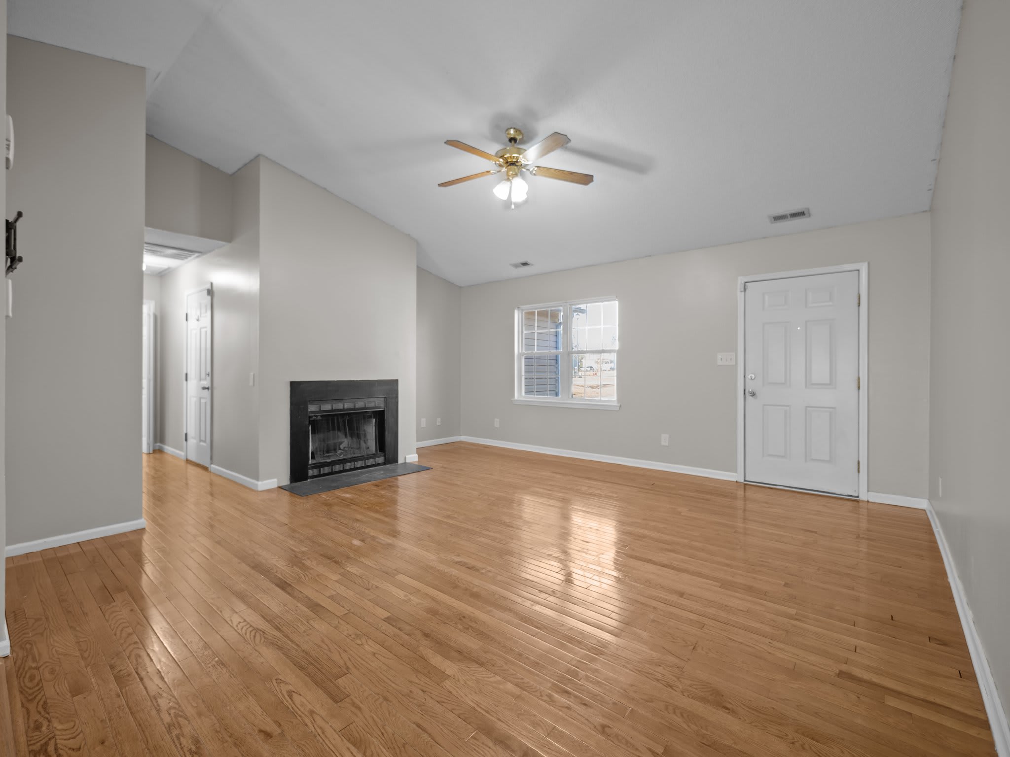 218 Winterberry Court – photo 3