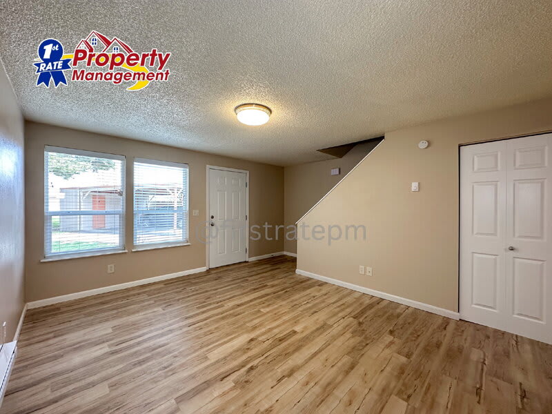 6474 W. Douglas Street – photo 4
