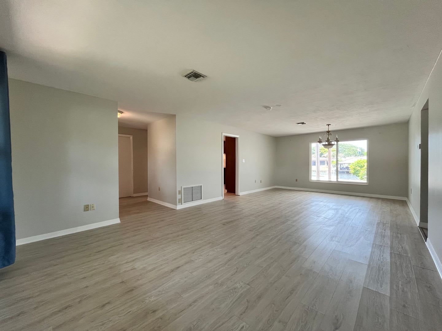 Beachside Living At Its Best! – photo 4