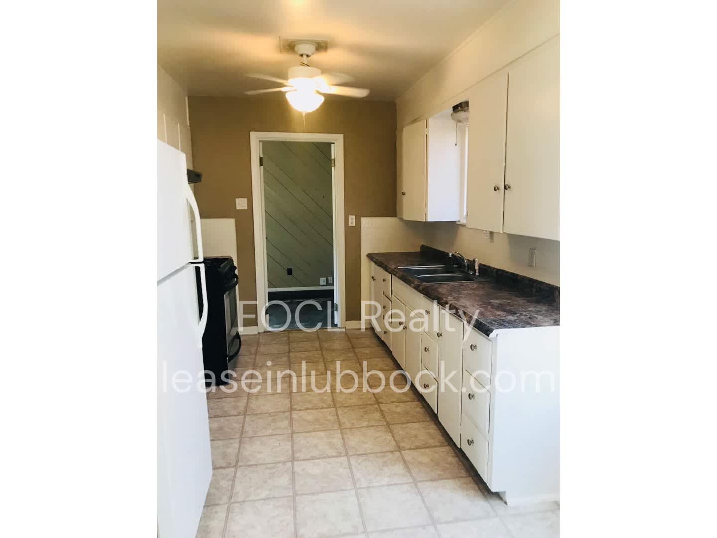3018 48th St – photo 2