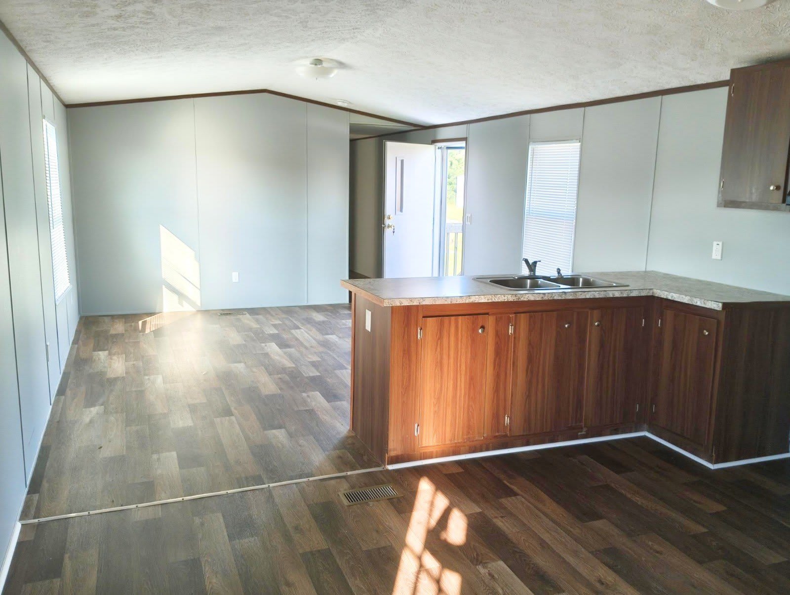 459 Milan Avenue – photo 2