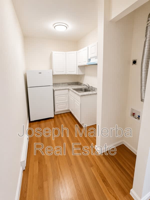 34 Merchants Ave – photo 1