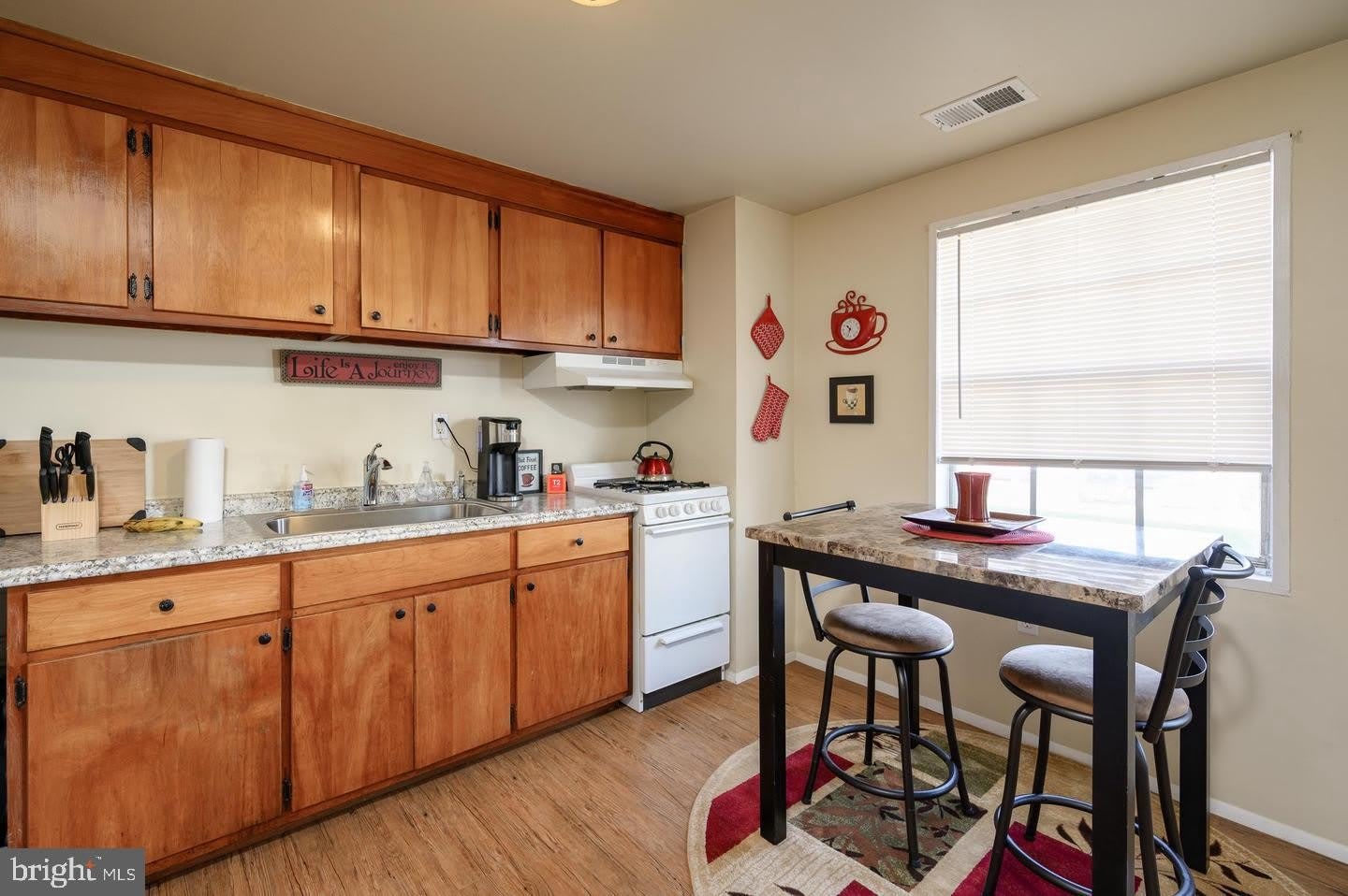 120 ROBERTA JEAN Avenue – photo 2