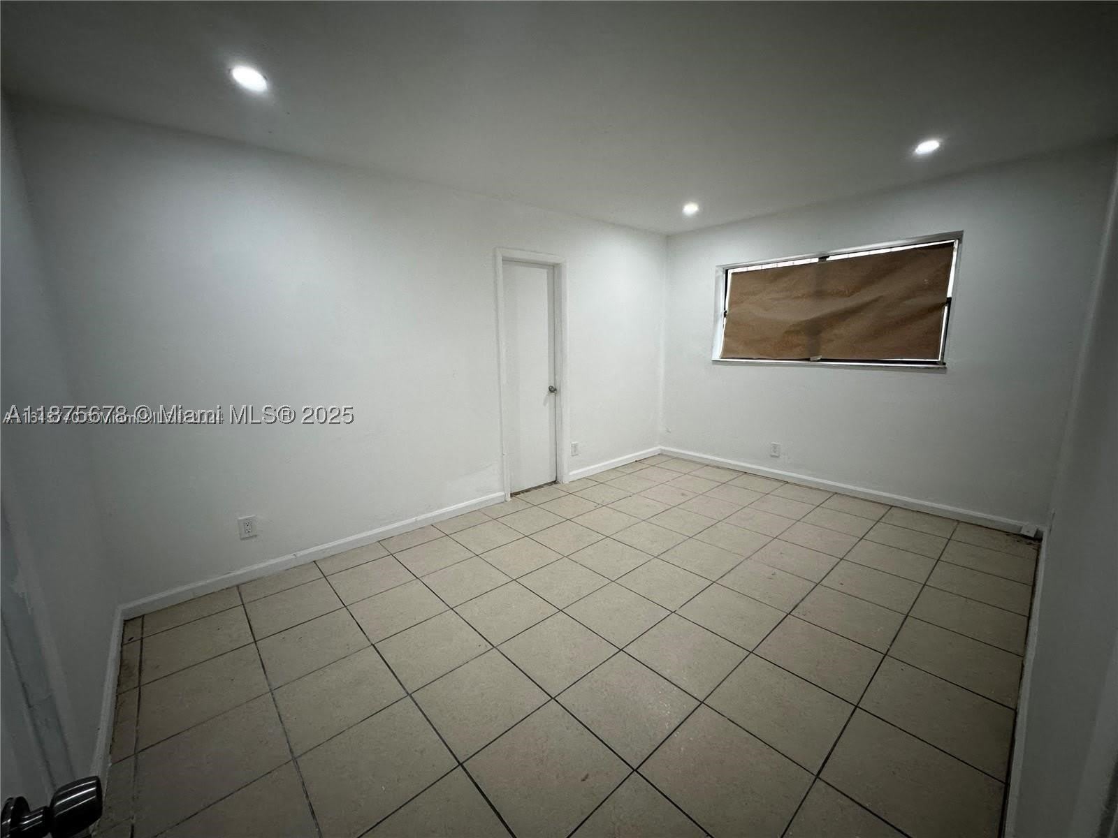 2481 Nw 13Th Ct – photo 3