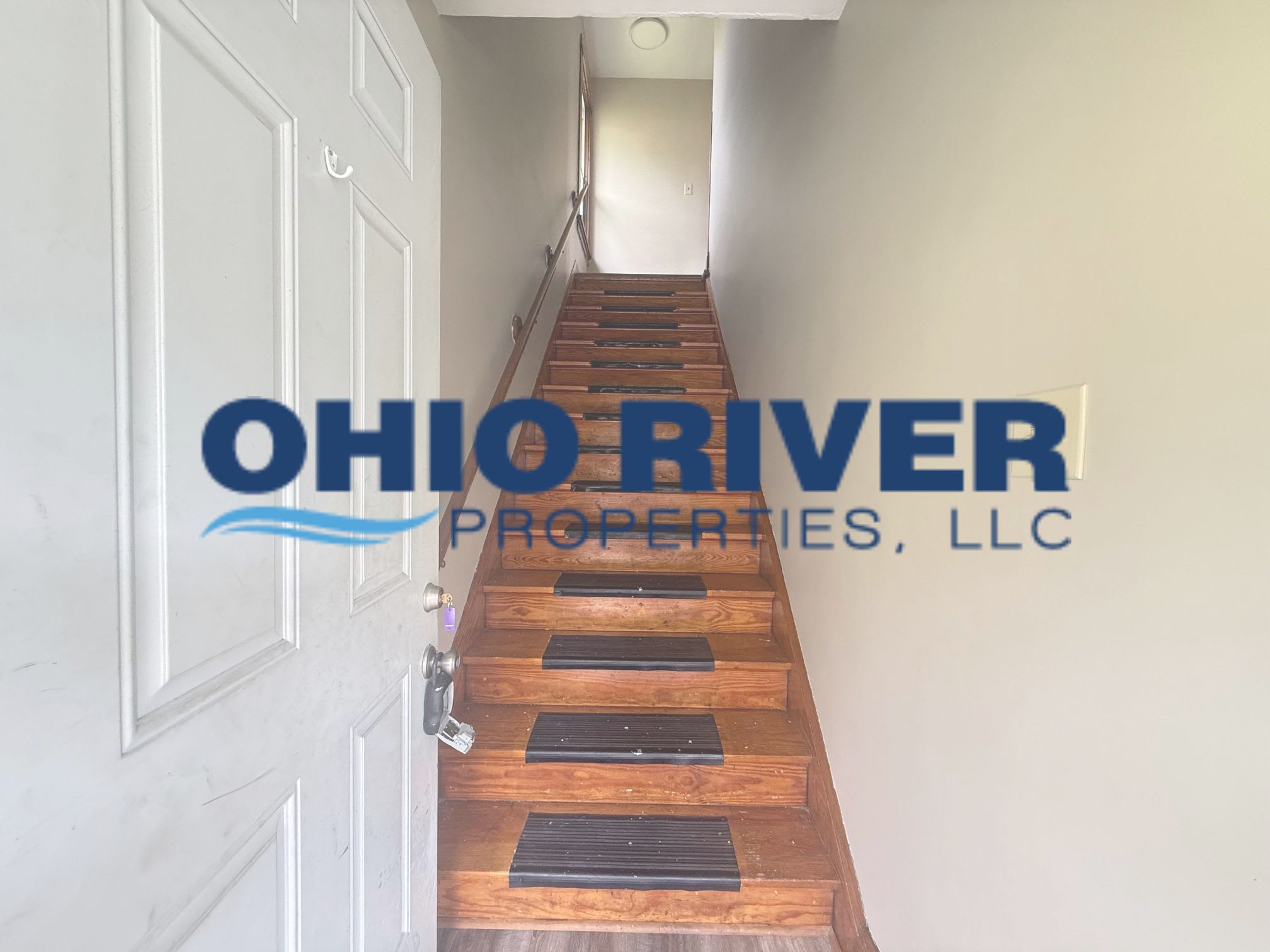 714 Elm St – photo 3