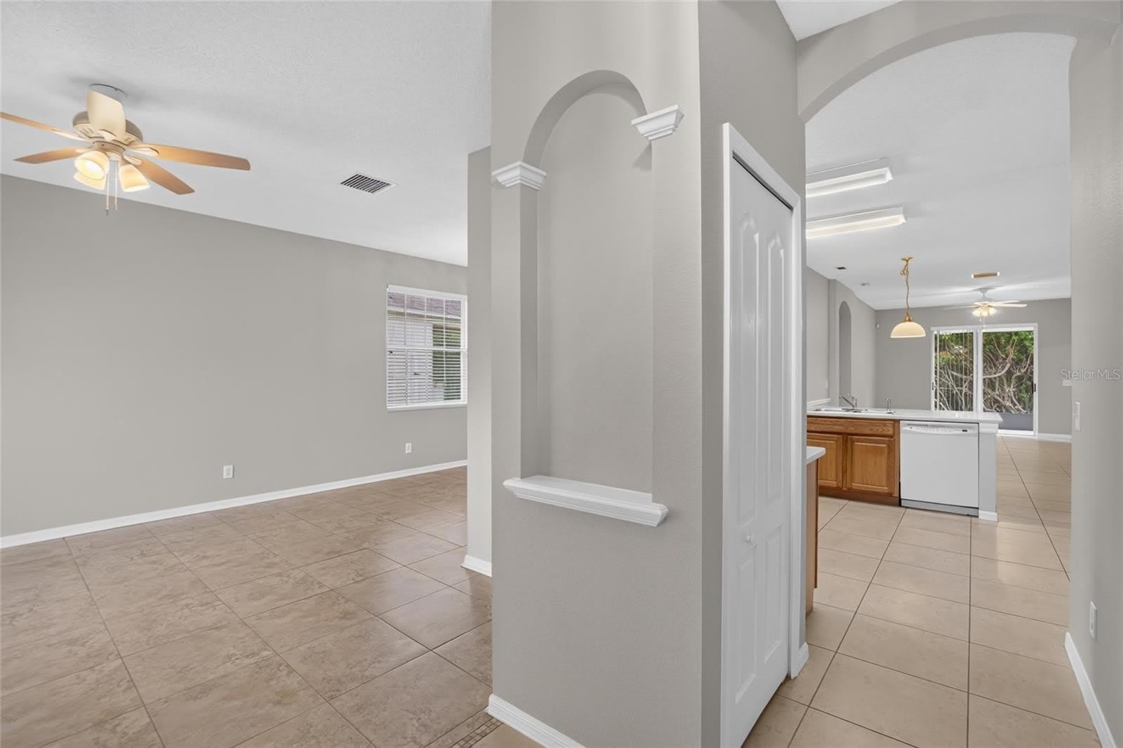 11339 VILLAGE BROOK Drive – photo 4