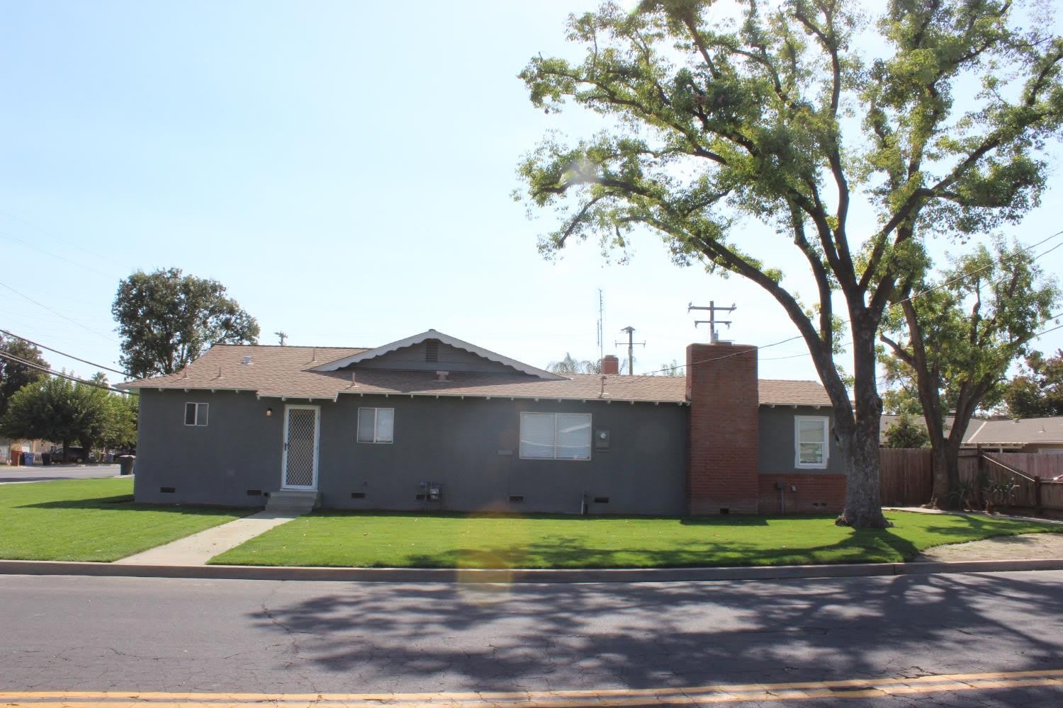 1996 N 11th Avenue – photo 2