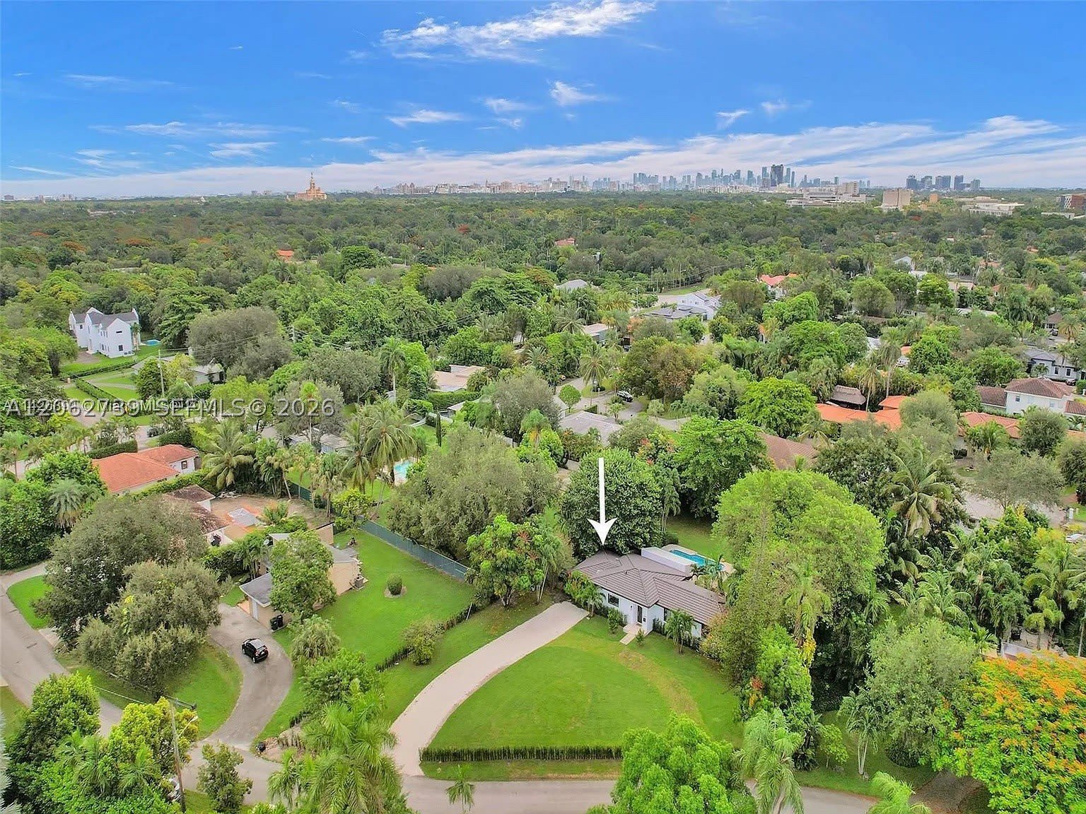 5705 SW 60th Ave – photo 1