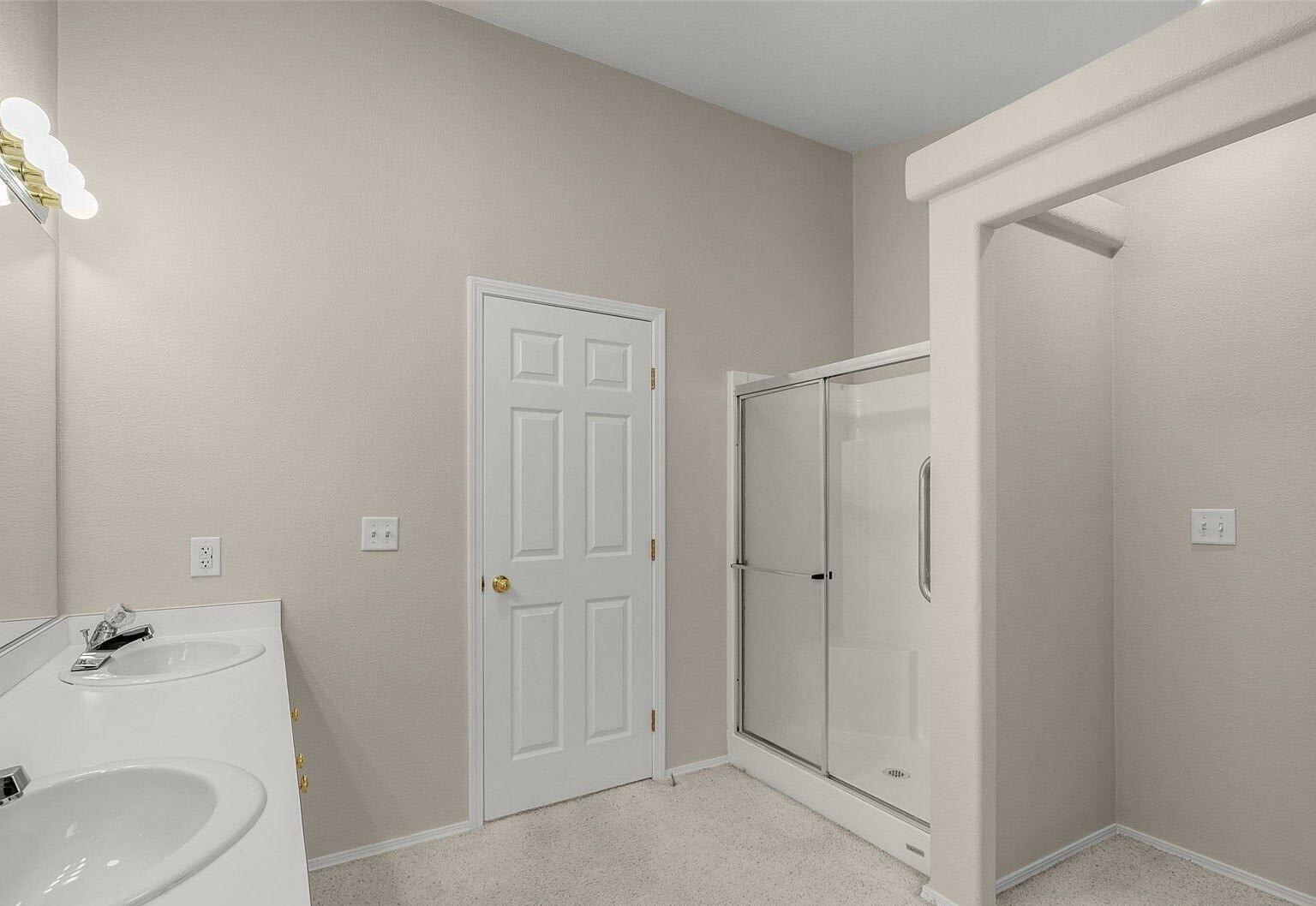 23606 Lake Dr W – photo 5