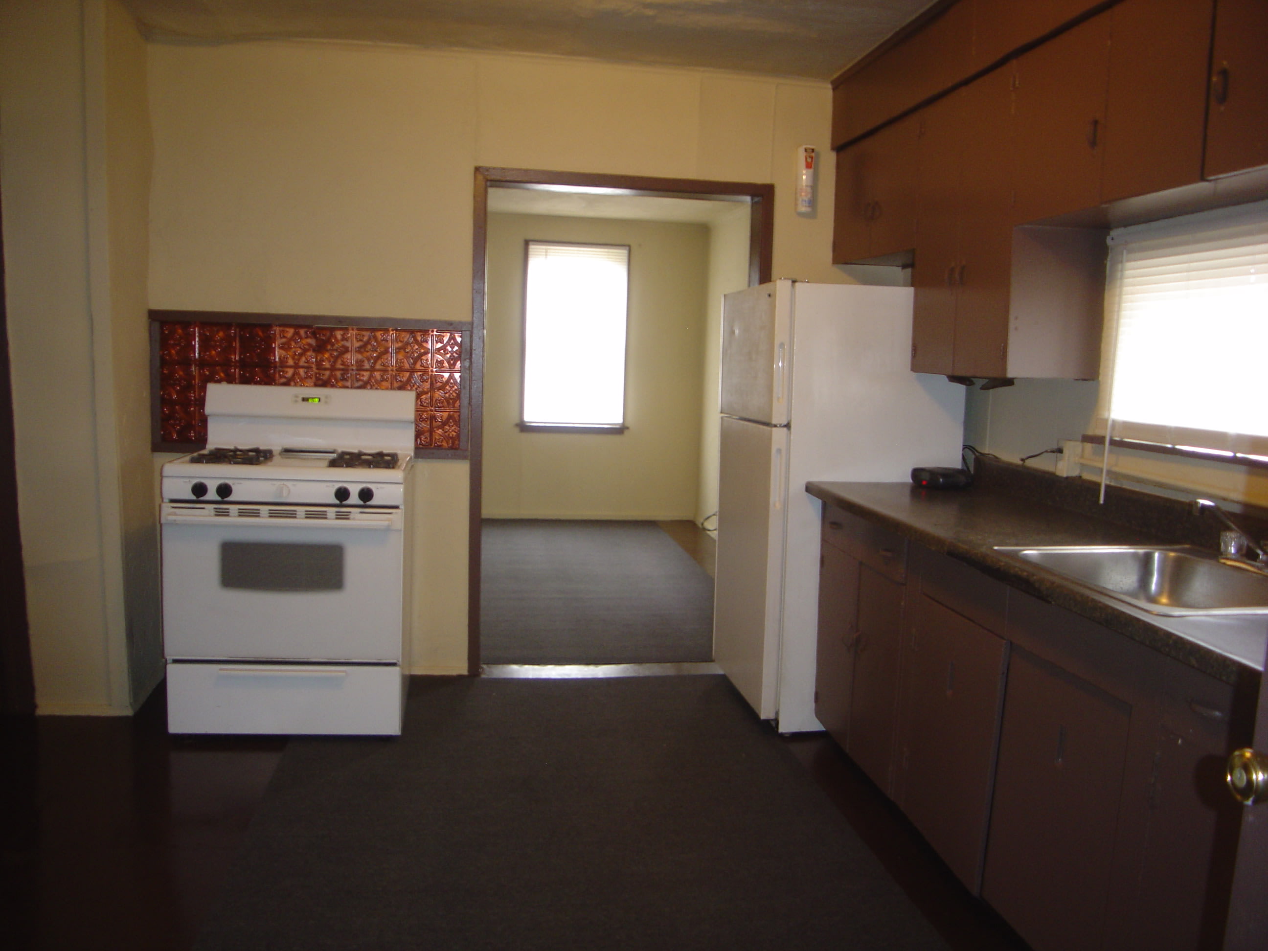 2712 Webber – photo 2