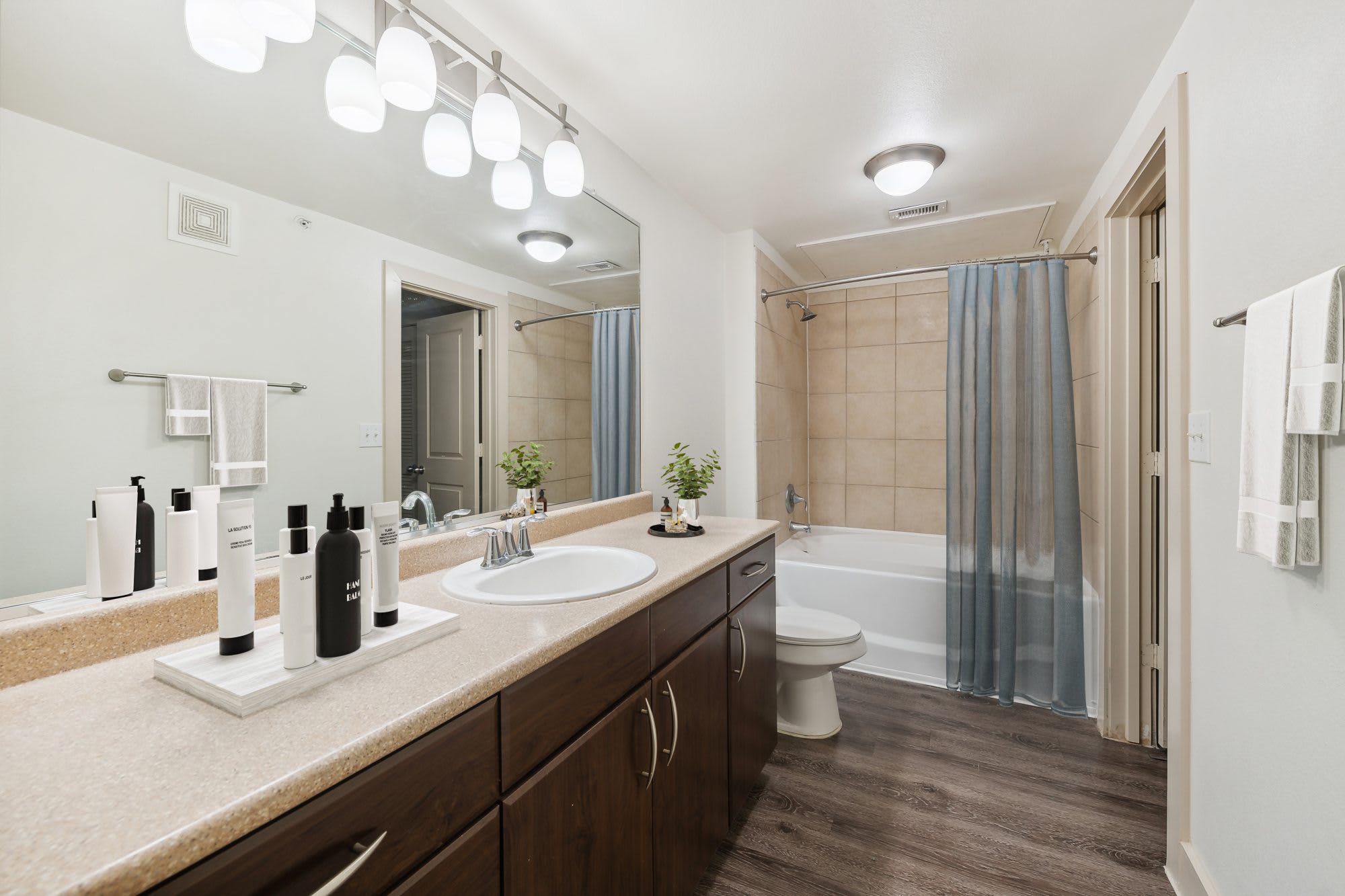 Villas at Grand Avenue – photo 4