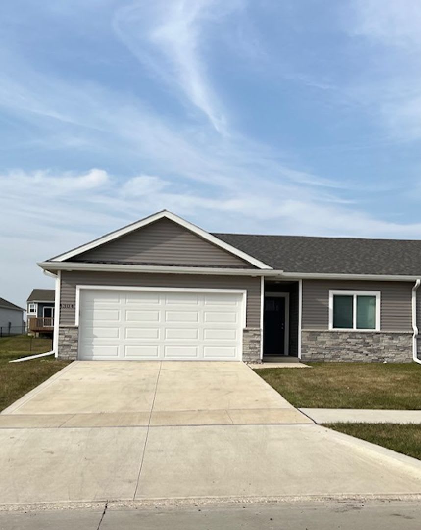 New 3 Bedroom Ranch – photo 3