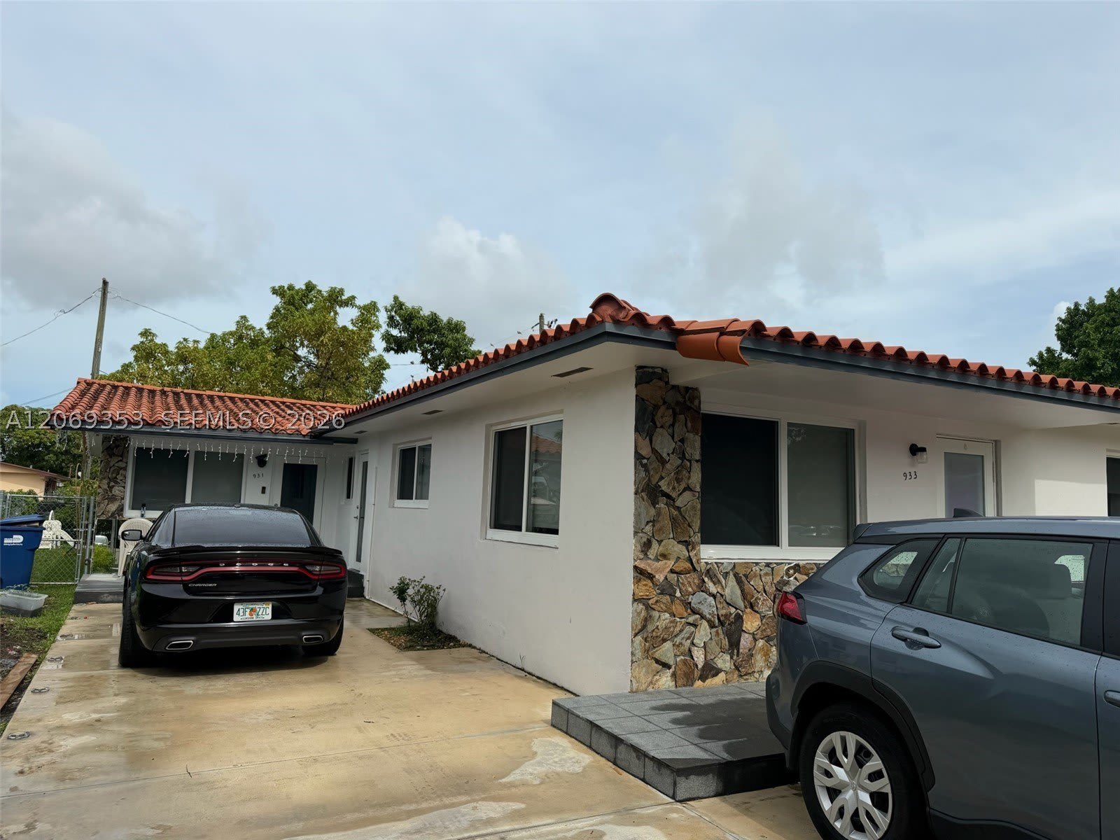 931 SW 82nd Ave – photo 3