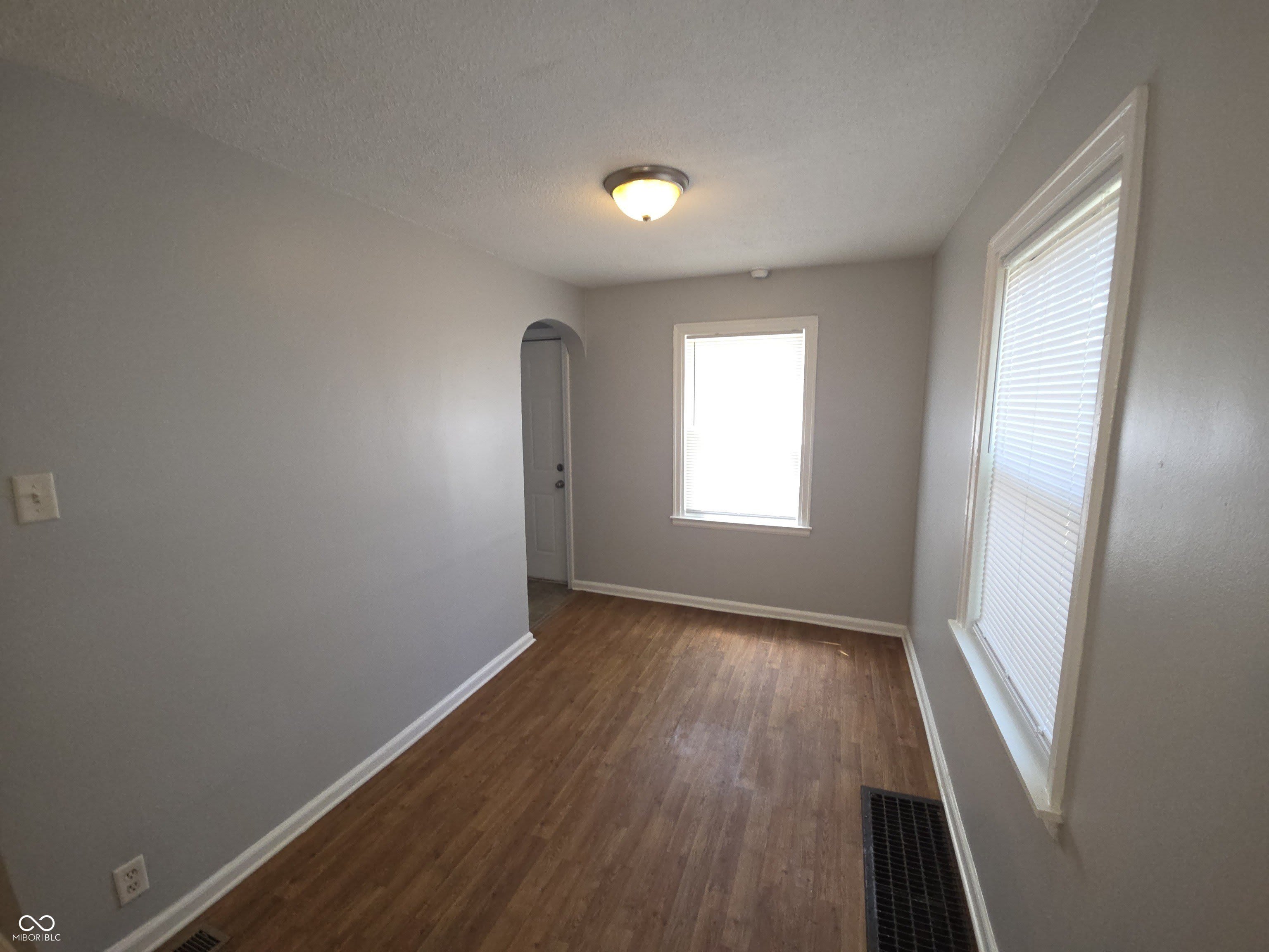 2221 E 38th Street – photo 5