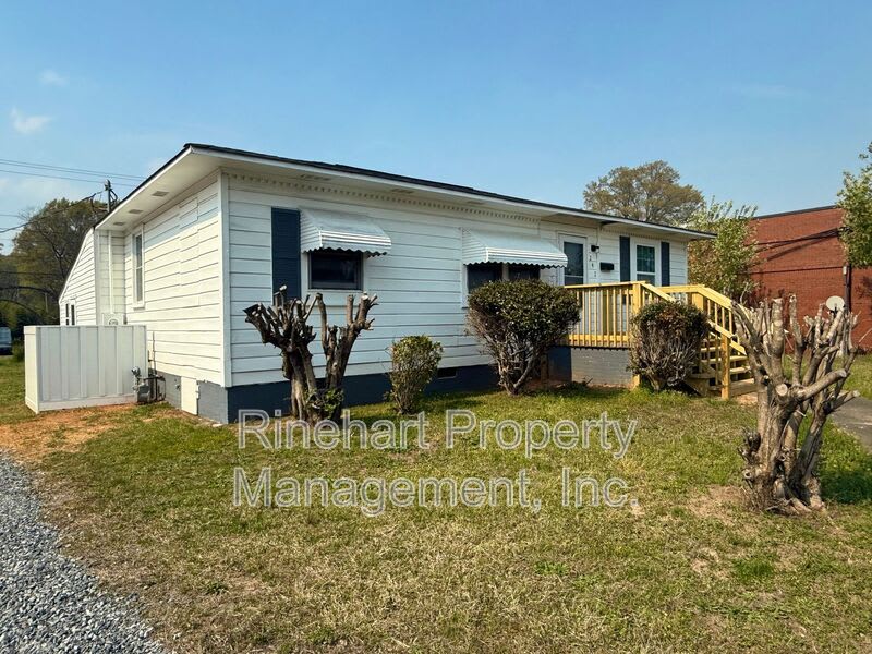 242 South Cherry Road – photo 2