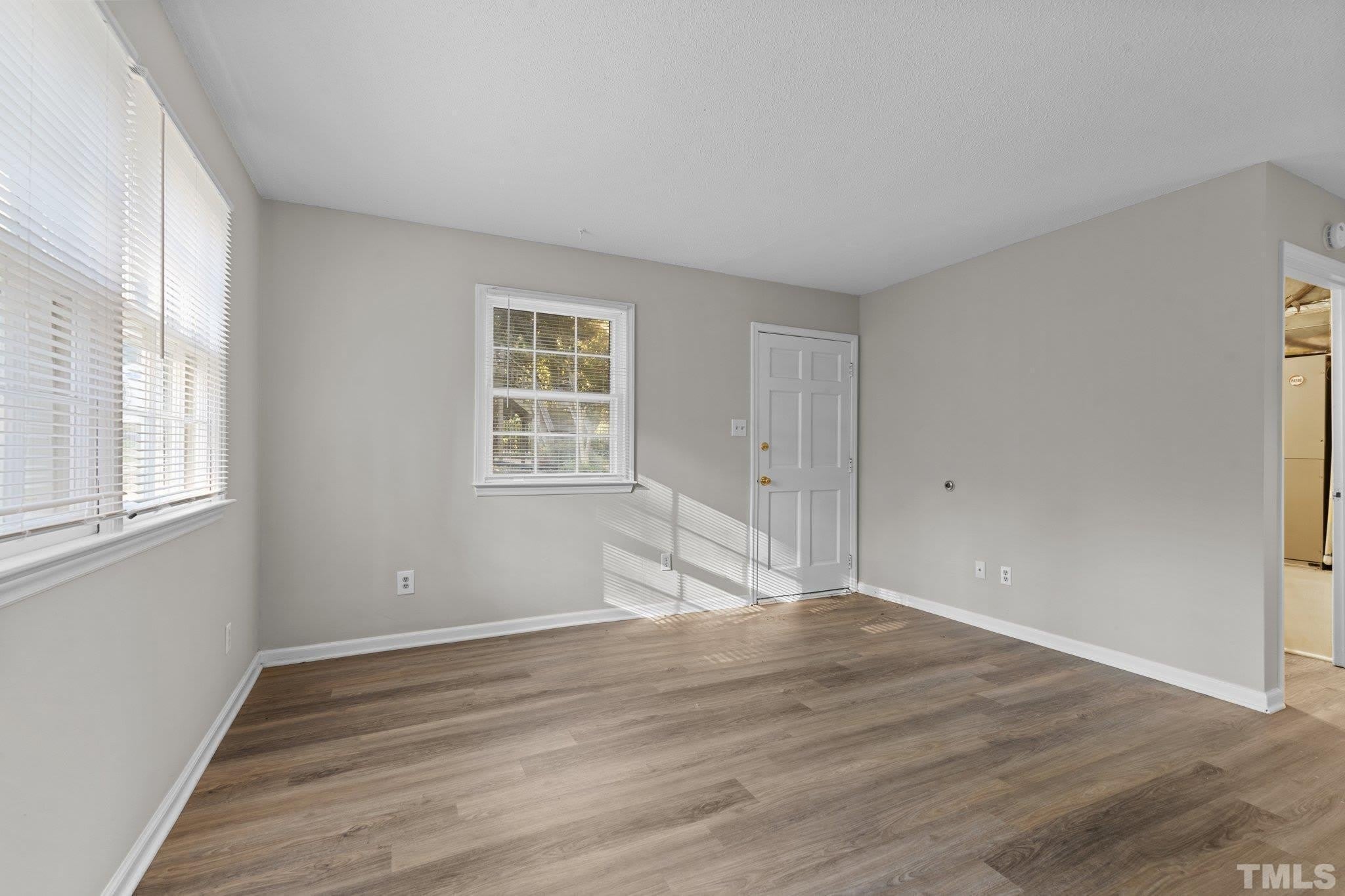 1823 White Oak Road – photo 4