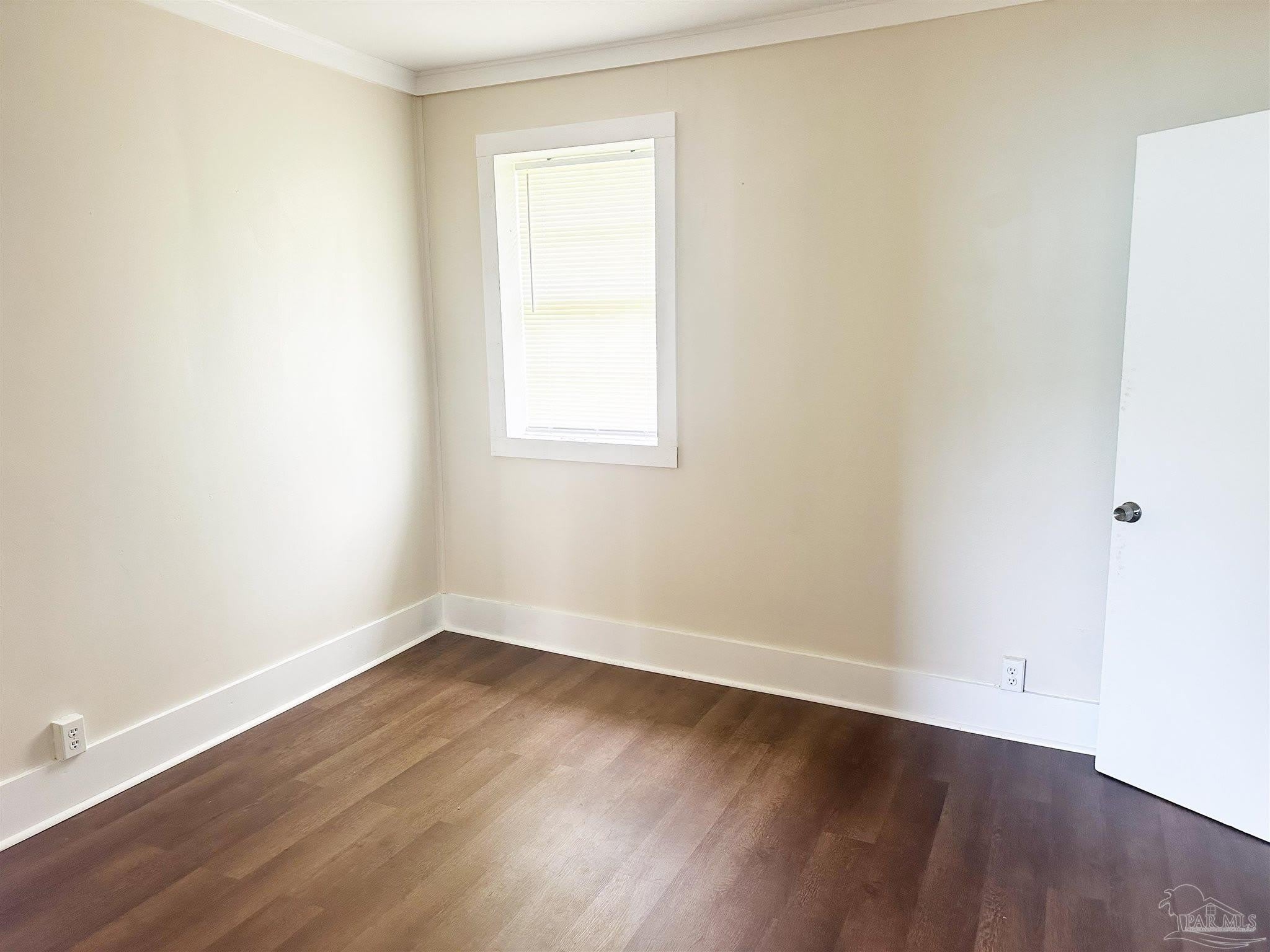 4332 Merito St – photo 2