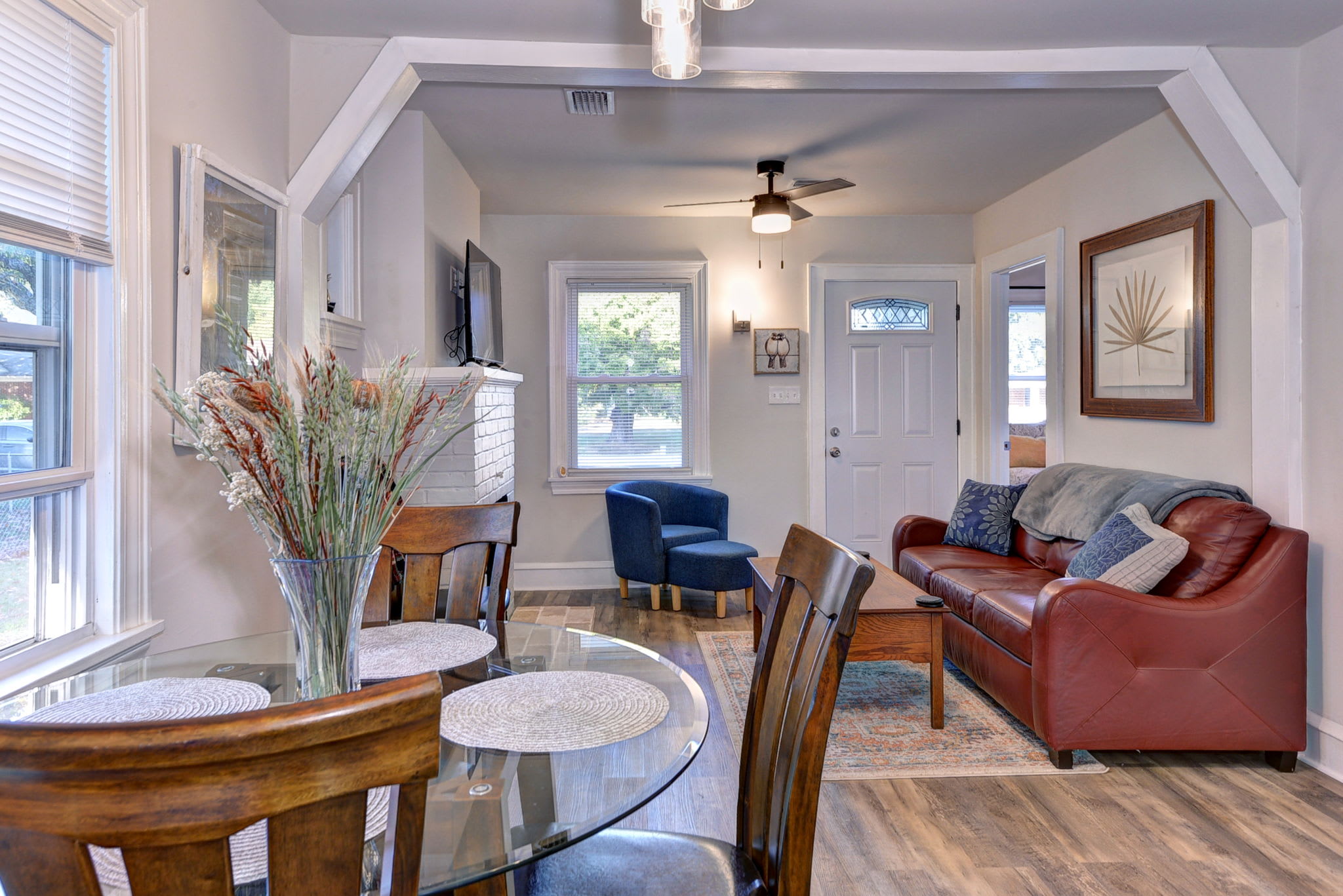 335 Greenbriar Avenue – photo 2