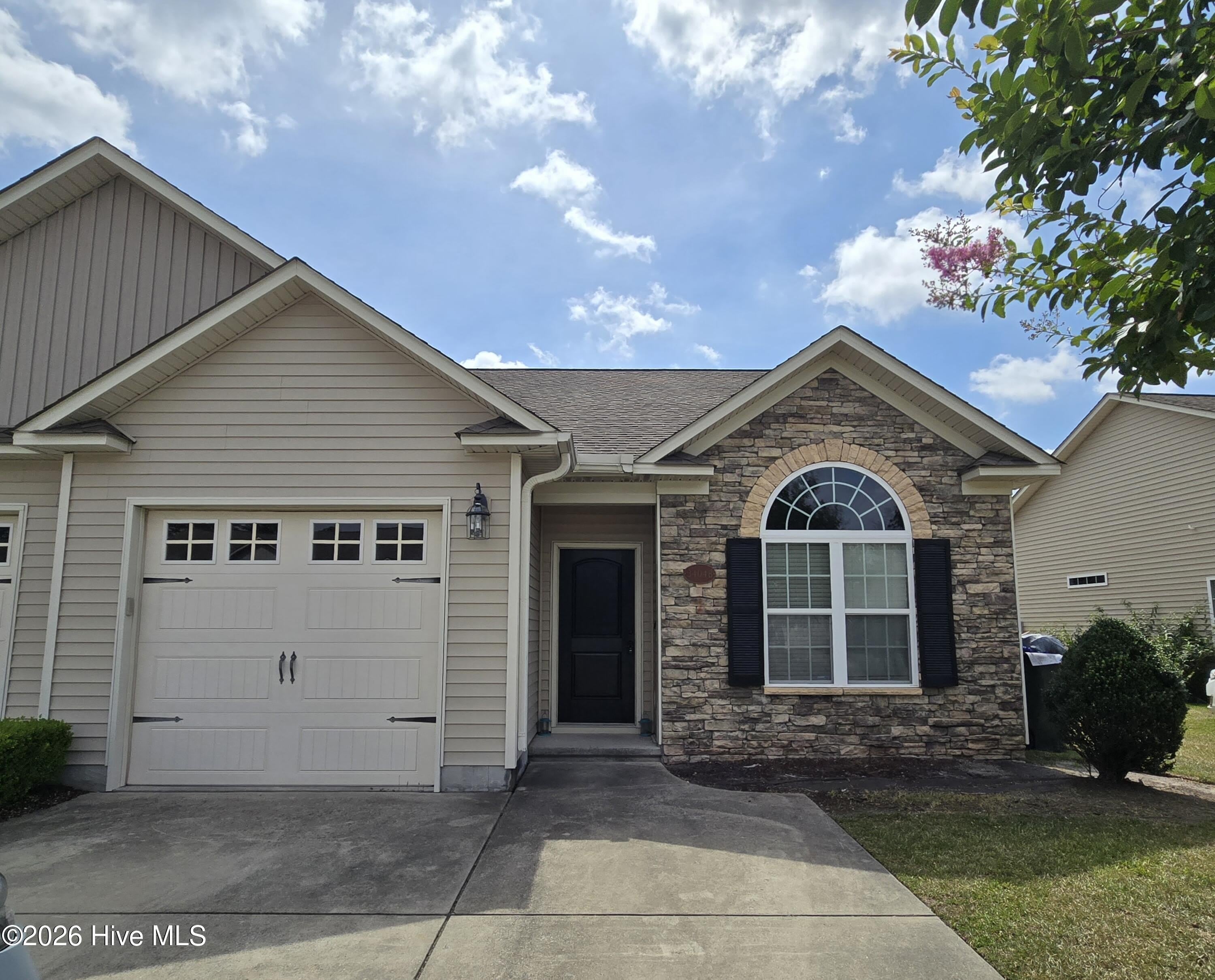 3404 Ellsworth Drive – photo 1