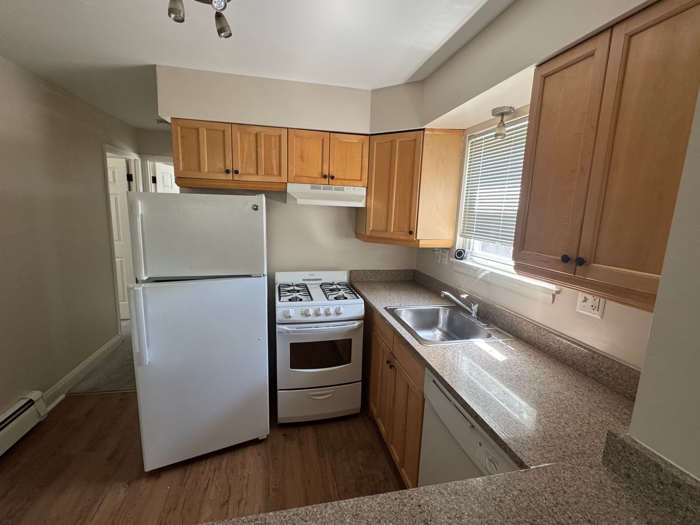 657 Childs Ave – photo 2