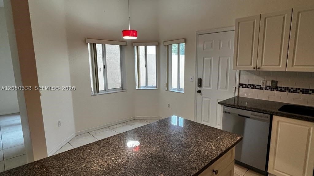 2416 Se 19Th Ct – photo 3