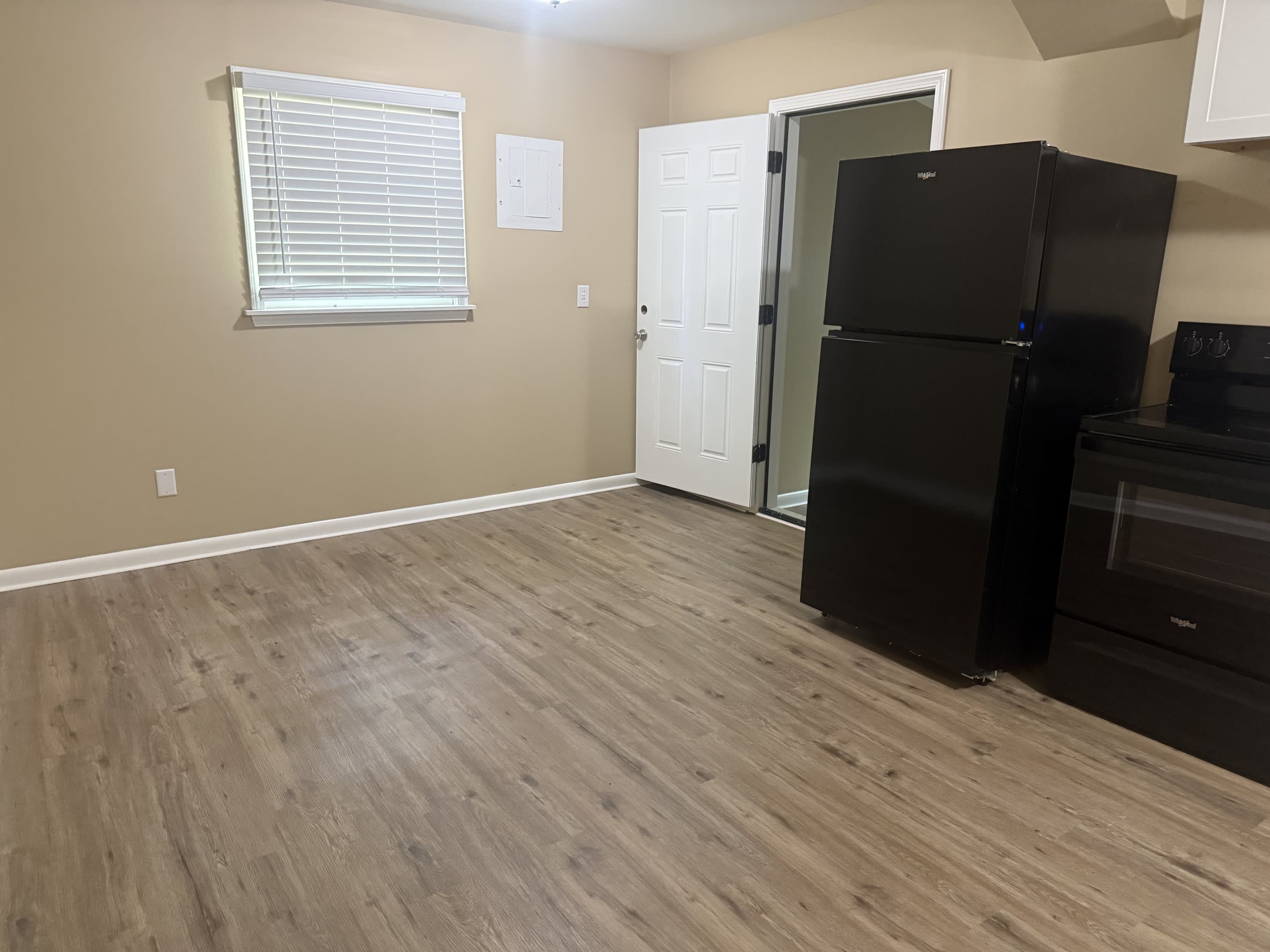 5955 Windy Hill Circle South – photo 4