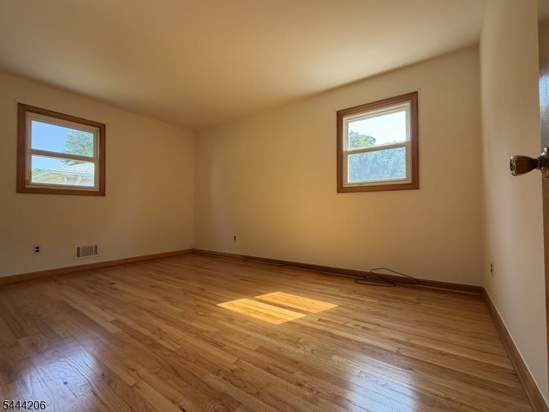 830 2Nd St – photo 3