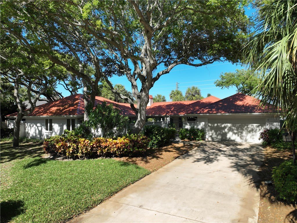 1200 Poitras Drive – photo 1