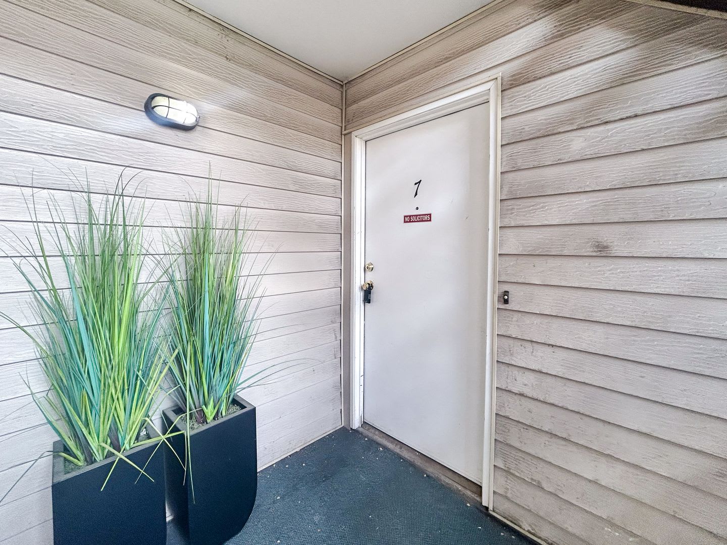 0 Deposit Option Charming Garden Level Condo With Modern Updates In Bear Valley Club – photo 1