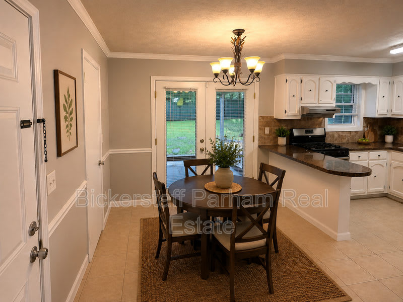1012 Rosewood Drive – photo 3