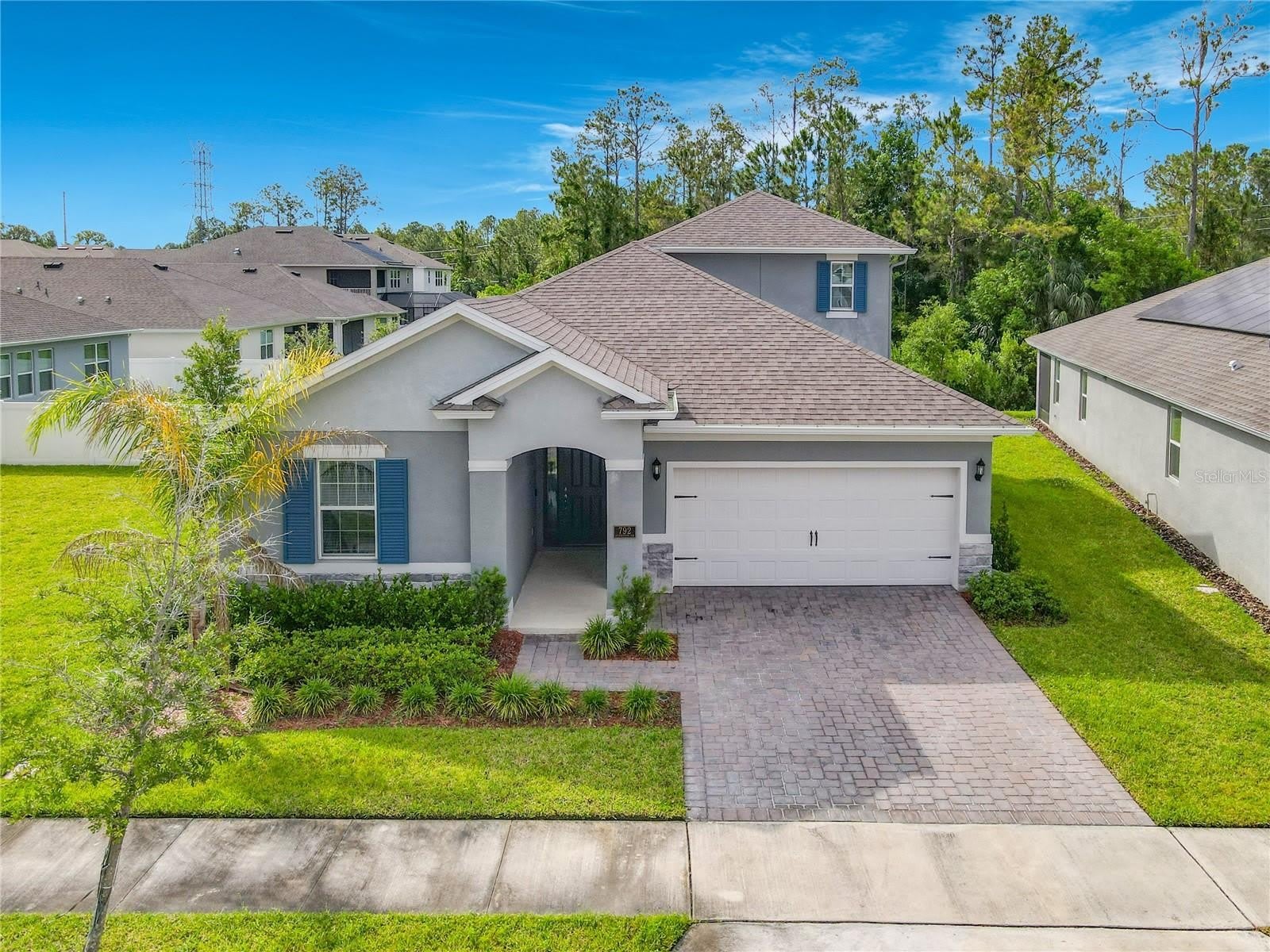 792 HYPERION Drive – photo 2
